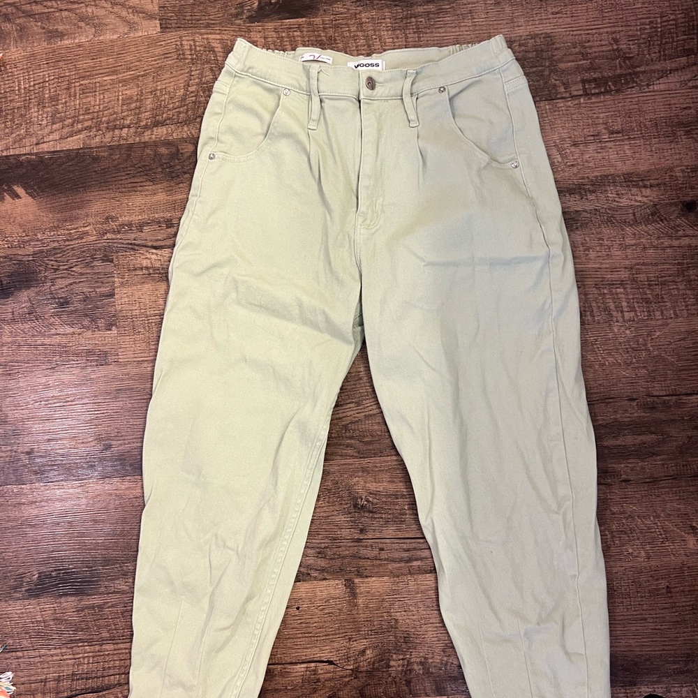 ✨LAST CHANCE✨ Vigoss green balloon pants